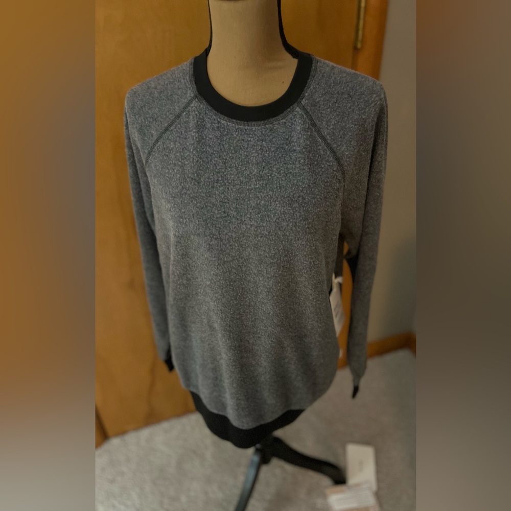 FEAT UNISEX BLACK BLANKETS BLEND SWEATSHIRT, SIZE S, NEW W/TAGS